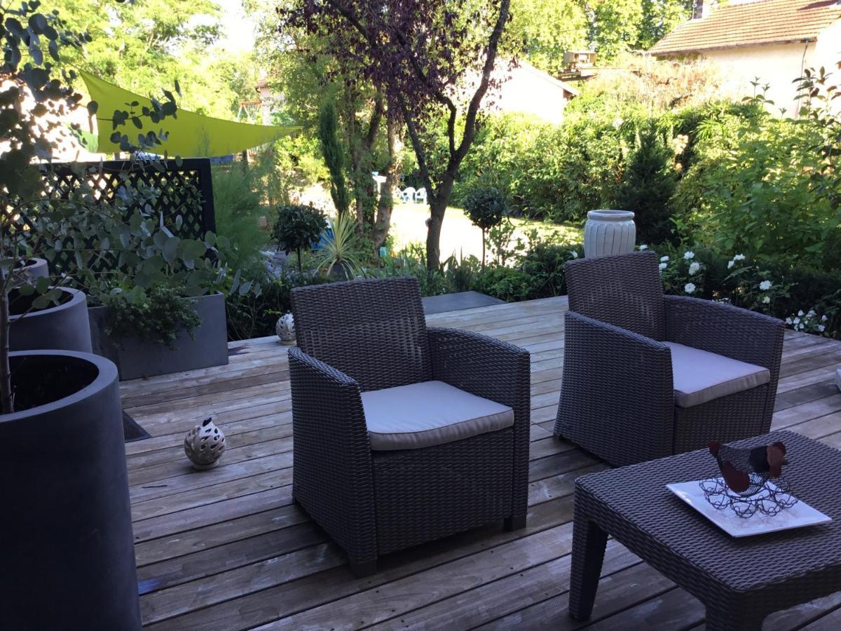 Gite Chez Madeleine Apartment Люан Екстериор снимка