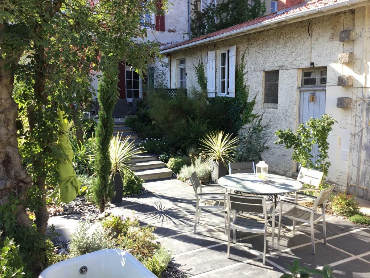 Gite Chez Madeleine Apartment Люан Екстериор снимка